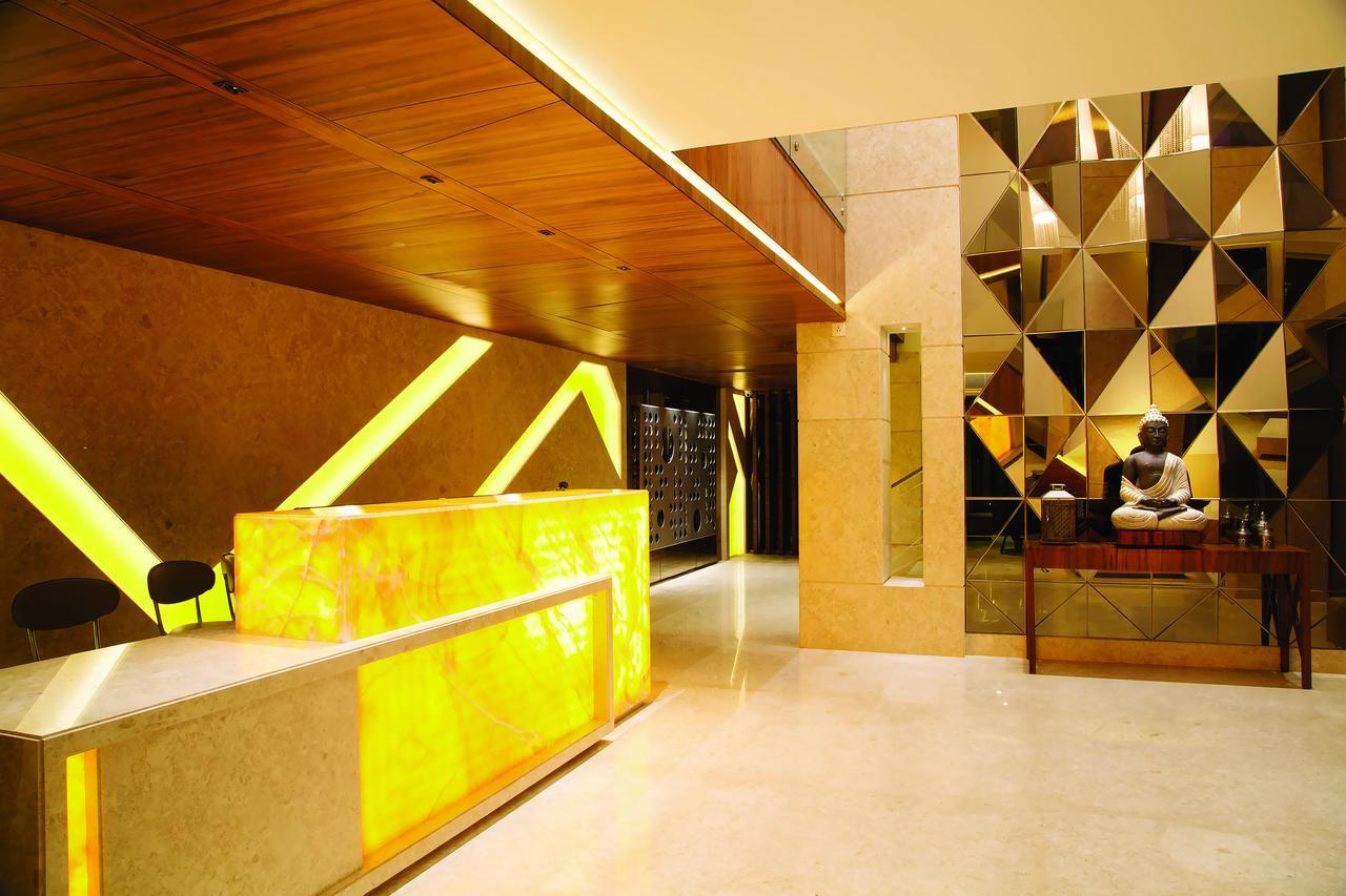 Urvashi Residency Hotel Madras Buitenkant foto