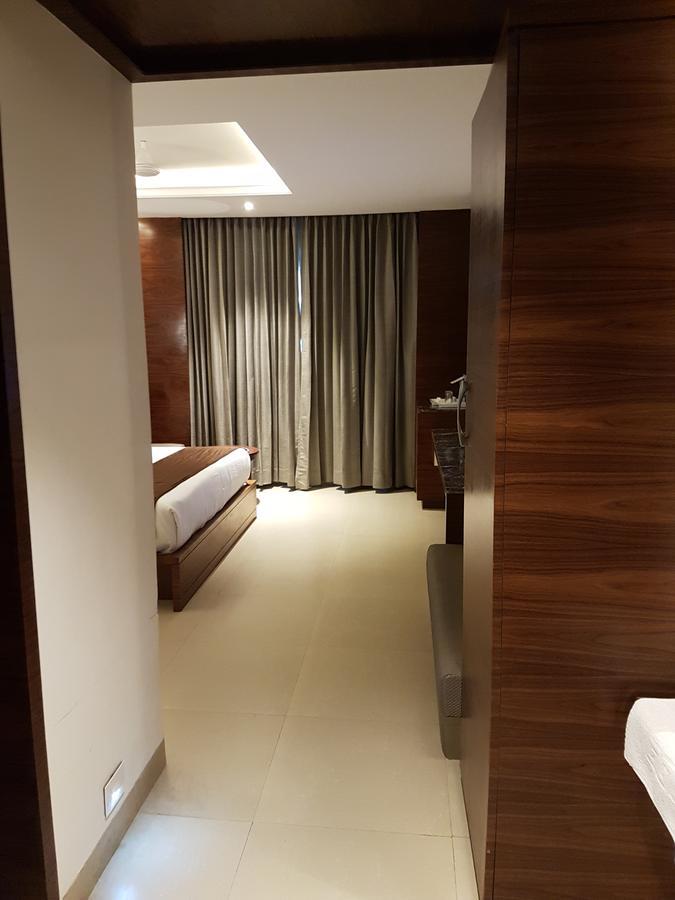 Urvashi Residency Hotel Madras Buitenkant foto
