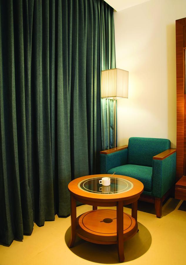 Urvashi Residency Hotel Madras Buitenkant foto